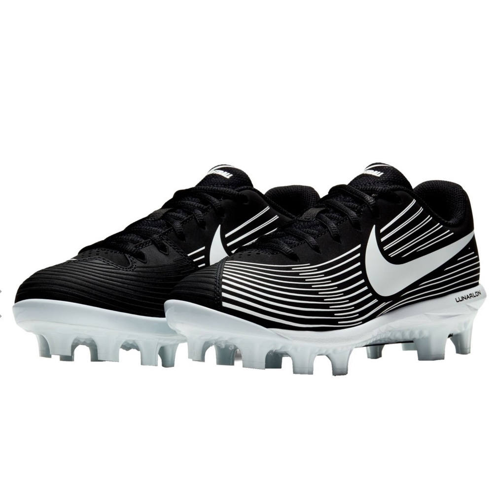 🆕 Nike Cleats